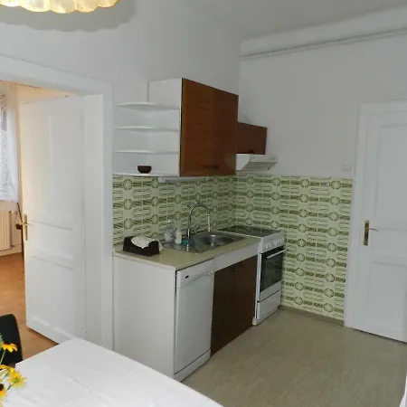 Appartement With Free Car Parking, Wifi And Bikes For Free
