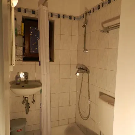 Apartment With Free Car Parking, Wifi And Bikes For Free *
